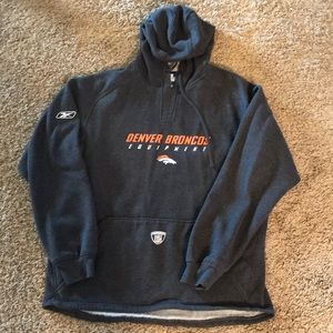 Reebok men’s Denver Broncos hoodie-Size M